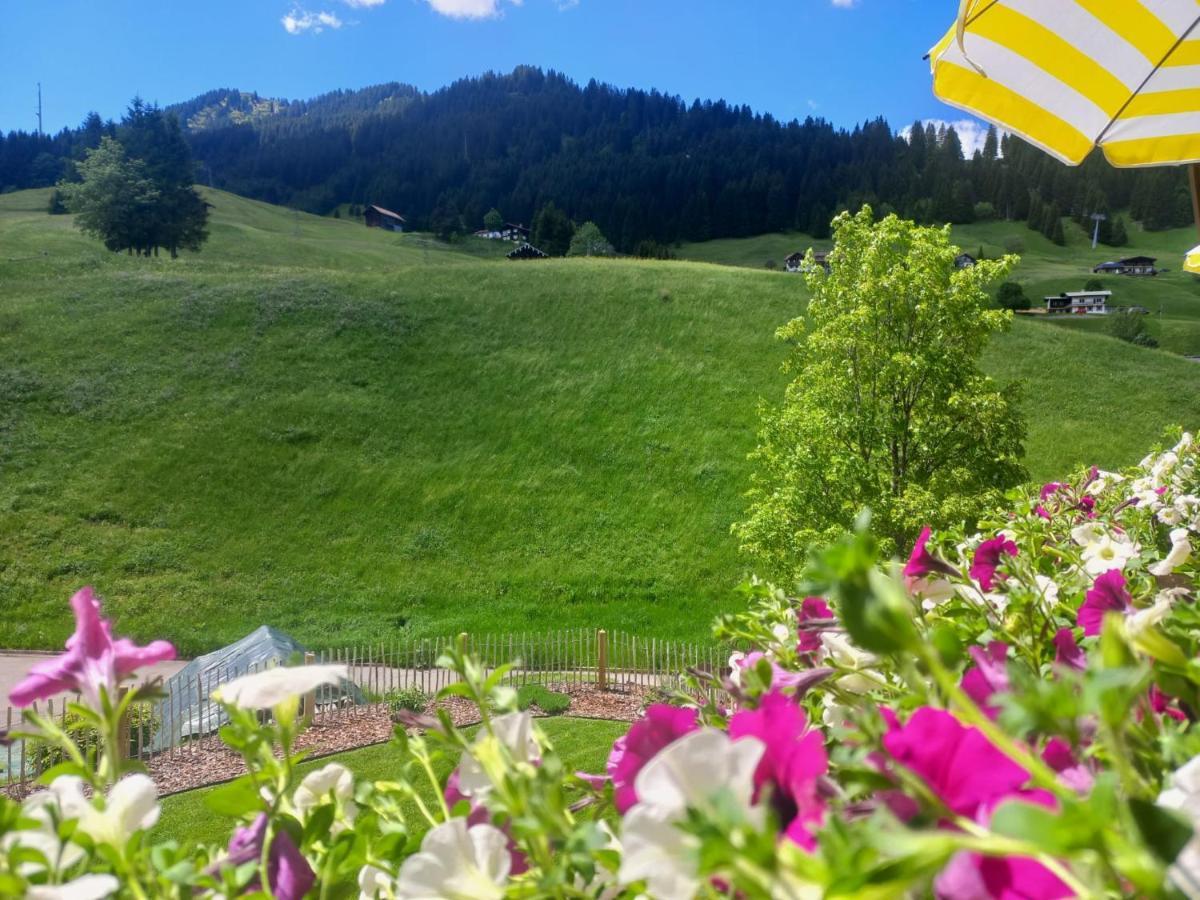Haus Berg & Tal Apartman Hirschegg  Kültér fotó
