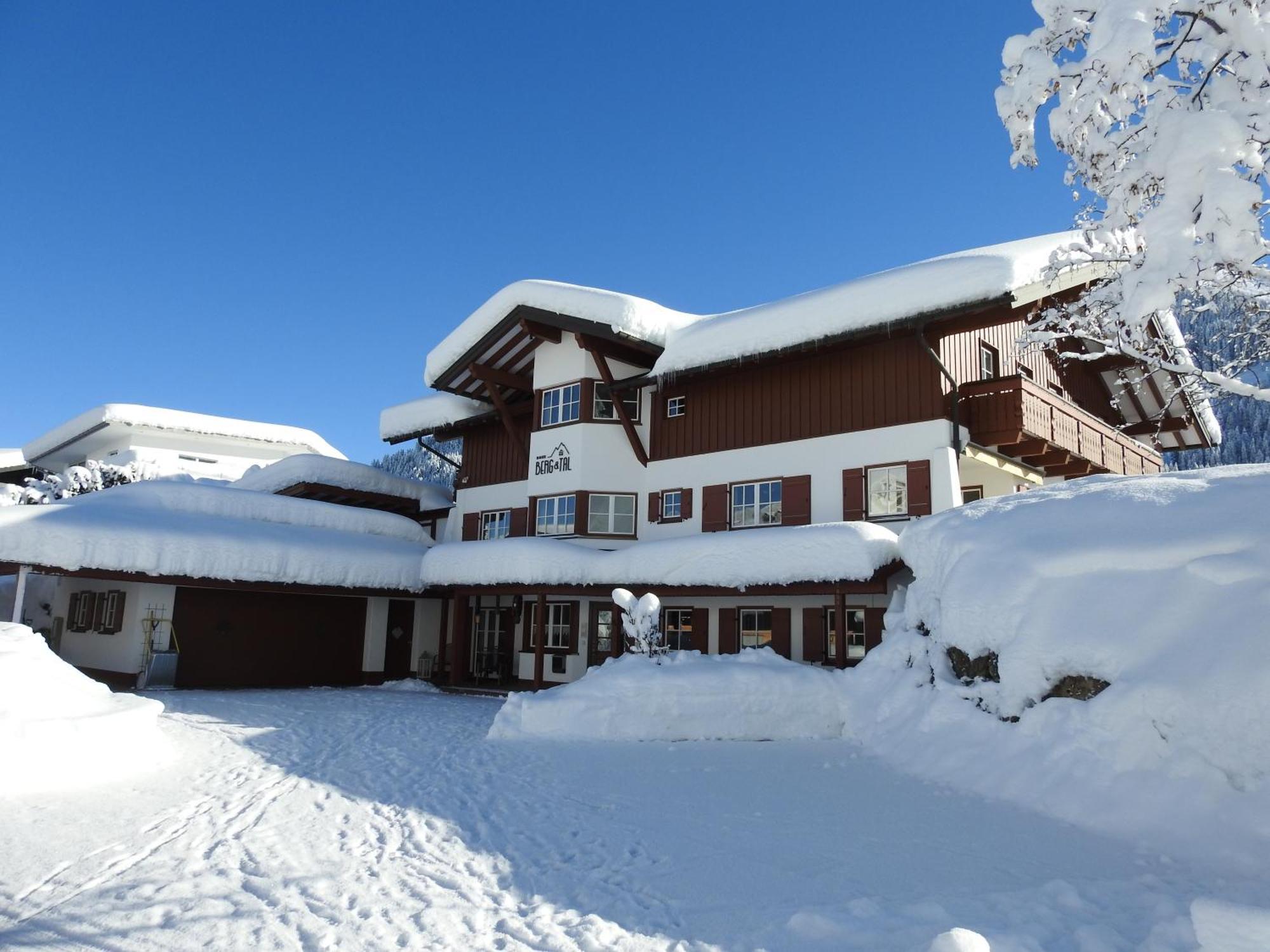 Haus Berg & Tal Apartman Hirschegg  Kültér fotó