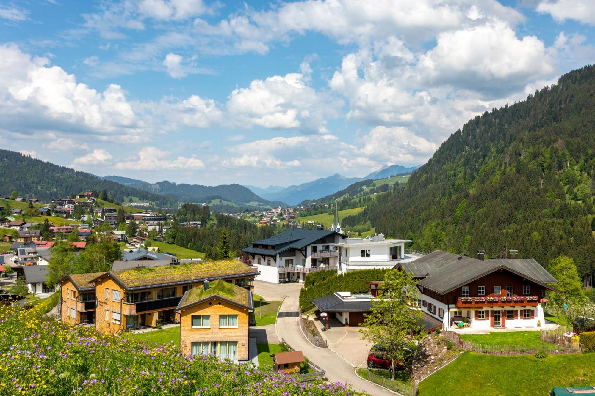 Haus Berg & Tal Apartman Hirschegg  Kültér fotó