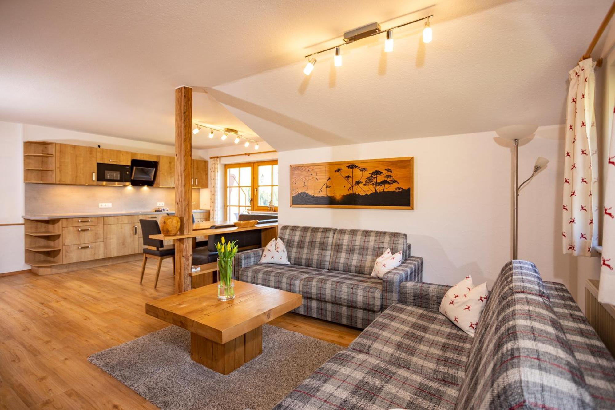 Haus Berg & Tal Apartman Hirschegg  Kültér fotó