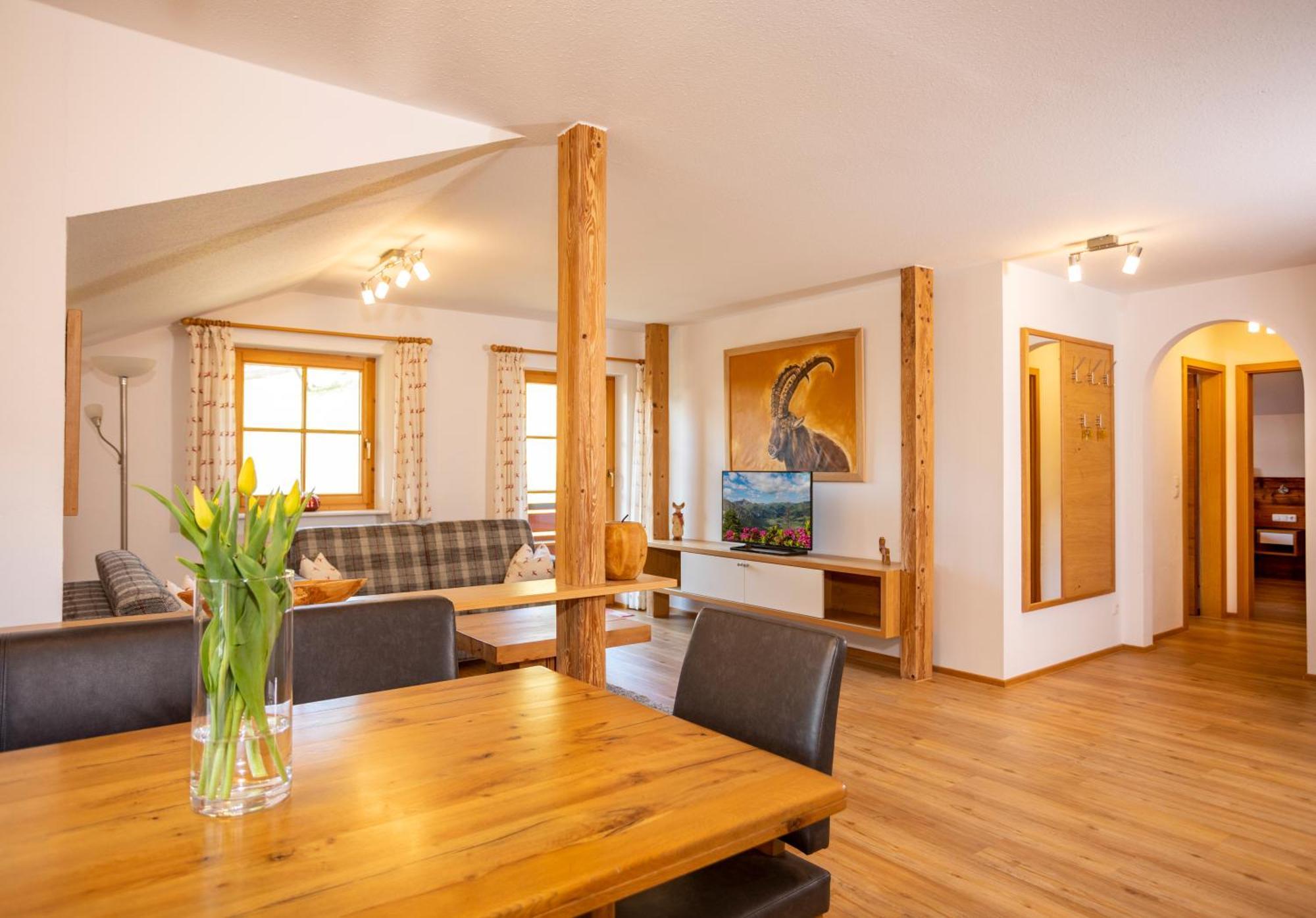 Haus Berg & Tal Apartman Hirschegg  Kültér fotó