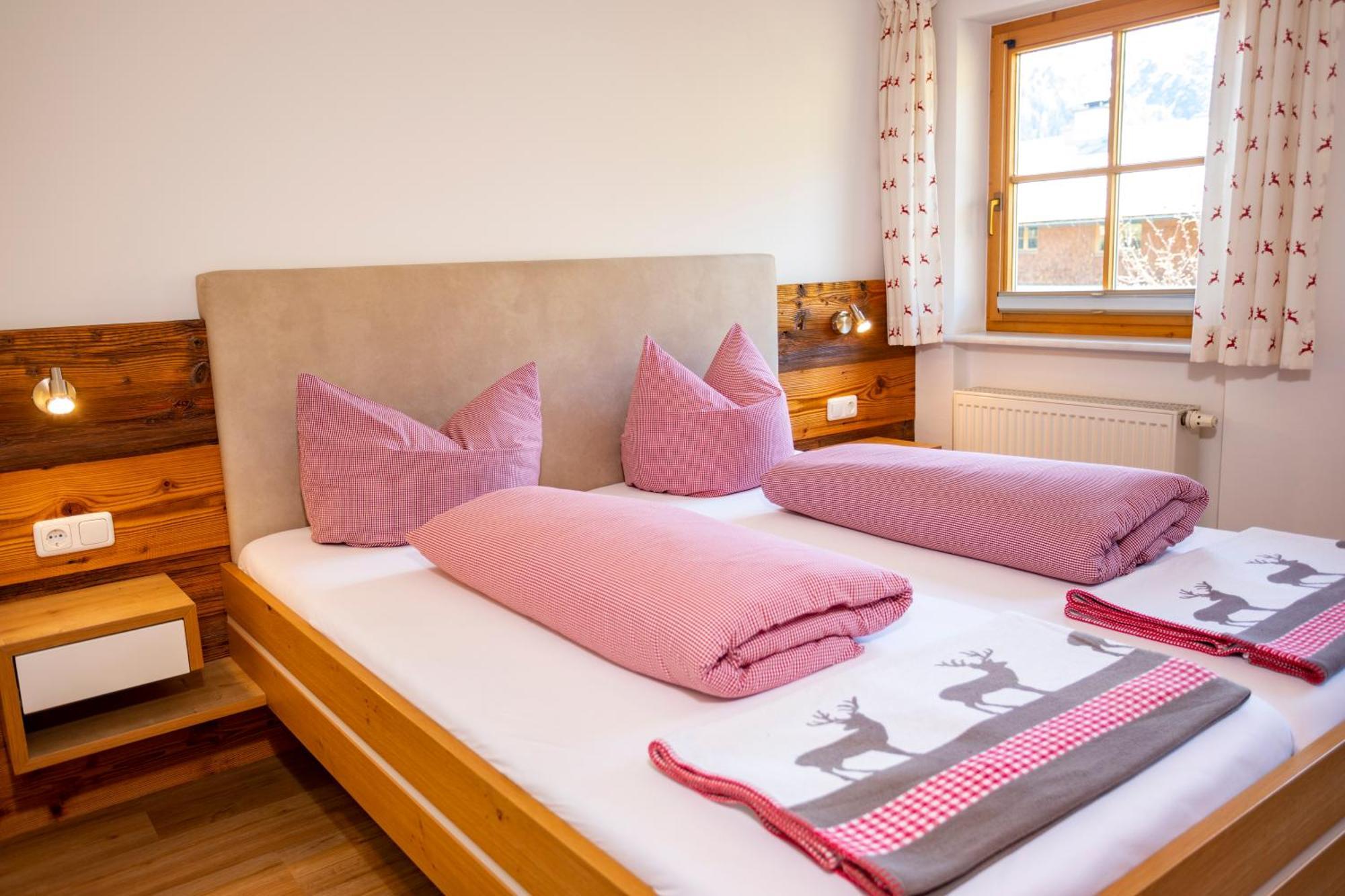 Haus Berg & Tal Apartman Hirschegg  Kültér fotó